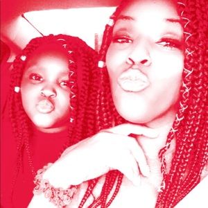 Meet your Posher, Whitney